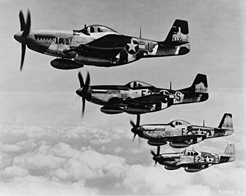 תמונות אינסופיות צילום: P-51 מטוסי קרב בהיווצרות, אנגליה | טייסת קרב 375 | מלחמת העולם | WWII | תפאורה